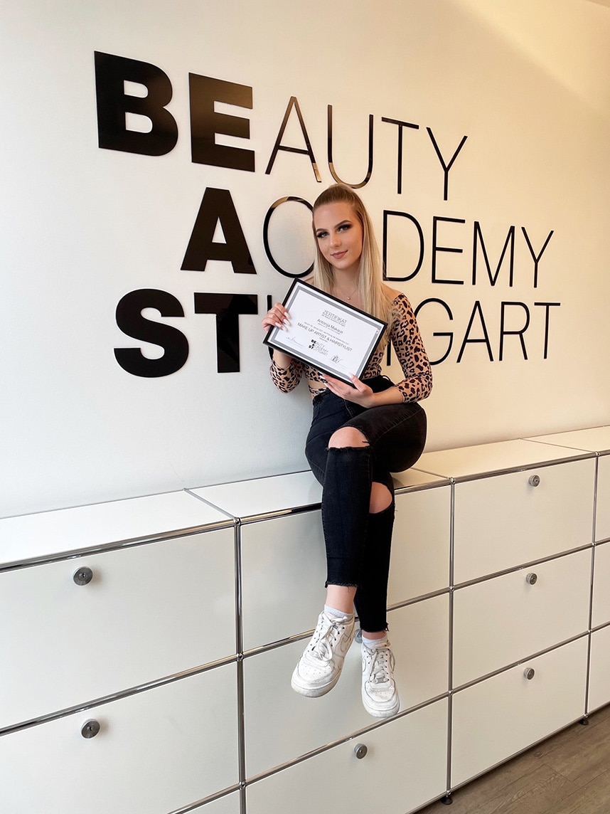 antonijamakaus-makeup-artist